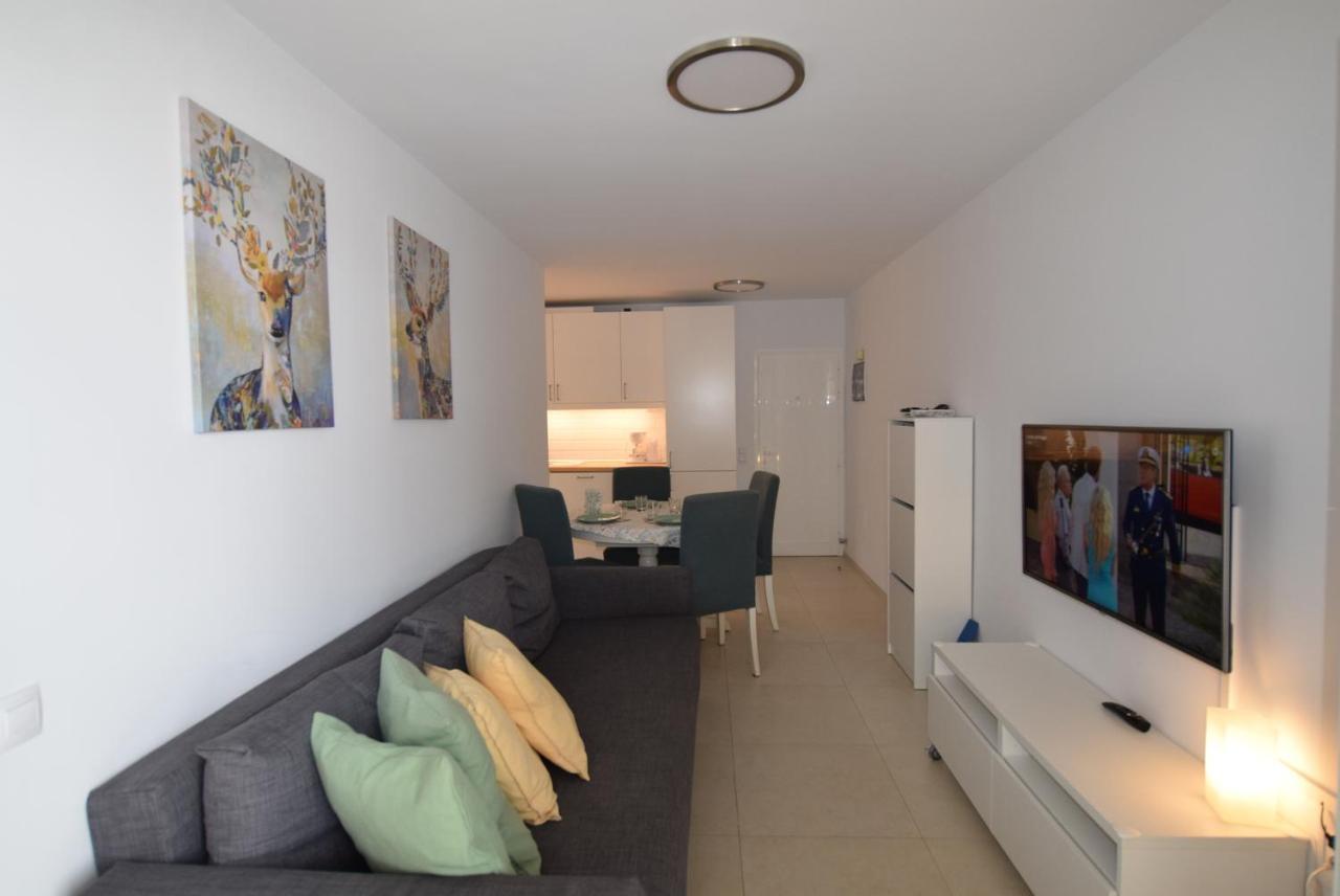 Las Olas Beach Apartment *